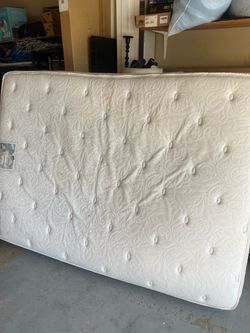 Free full size mattress