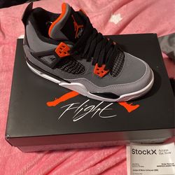 Retro 4 Size 4y
