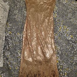 Wedding Gown (Dress Small)