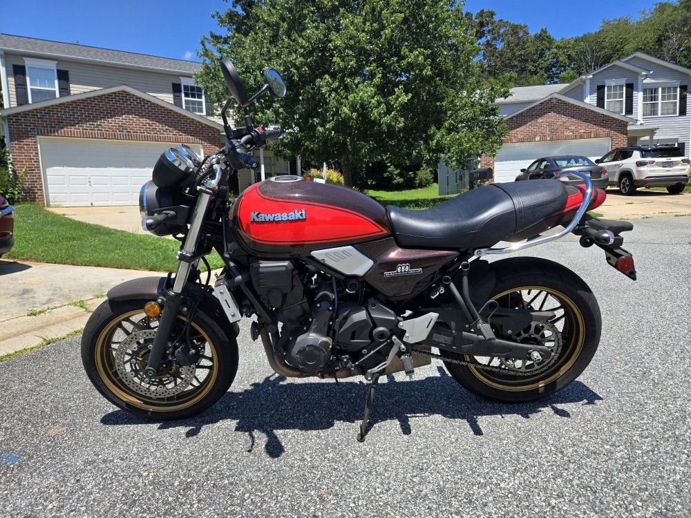 2022 Kawasaki Z650 RS