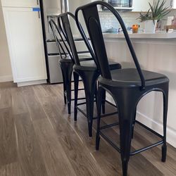 RH Counter Stools