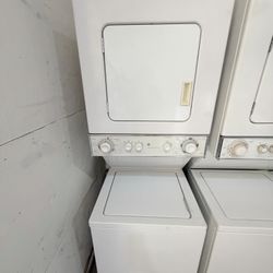 GE  Combo 24”W Stackable Washer And Dryer (#323)