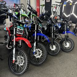 Dirt Bikes 