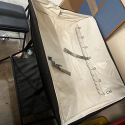Free changing table