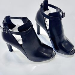 Michael Kors Lawson heel boot