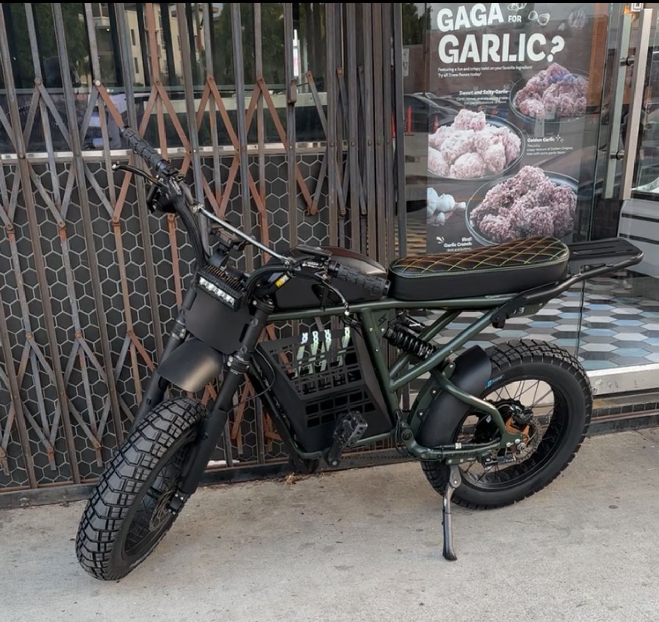 SUPER 73 R 