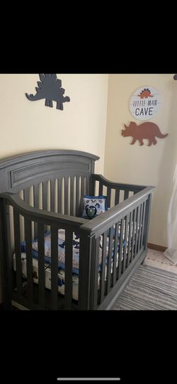 Brand new crib