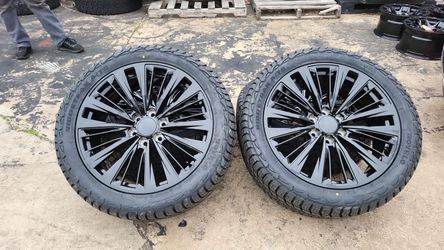Rovelo Ridgetrak A/T Tires on Black Multi-Spoke Wheels – Set of 2