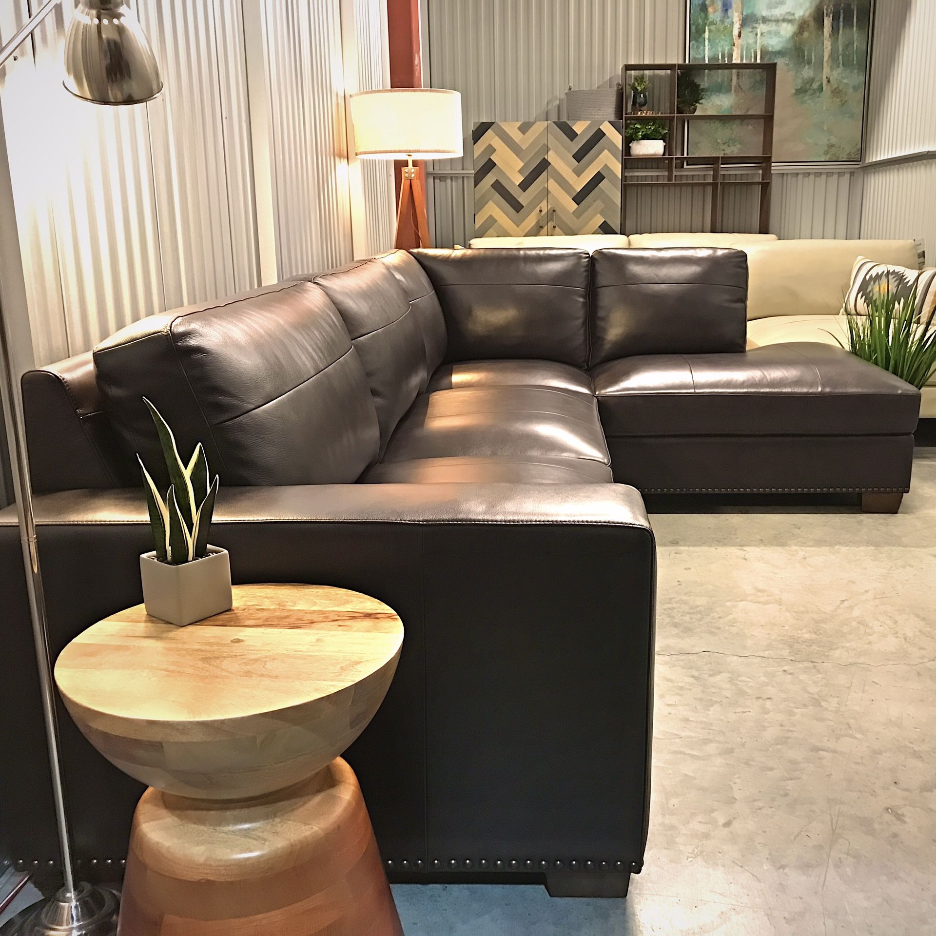 Free Delivery | Brand New 100% Leather Thomasville Artesia 2-piece Sectional [Costco MSRP: $2,900]
