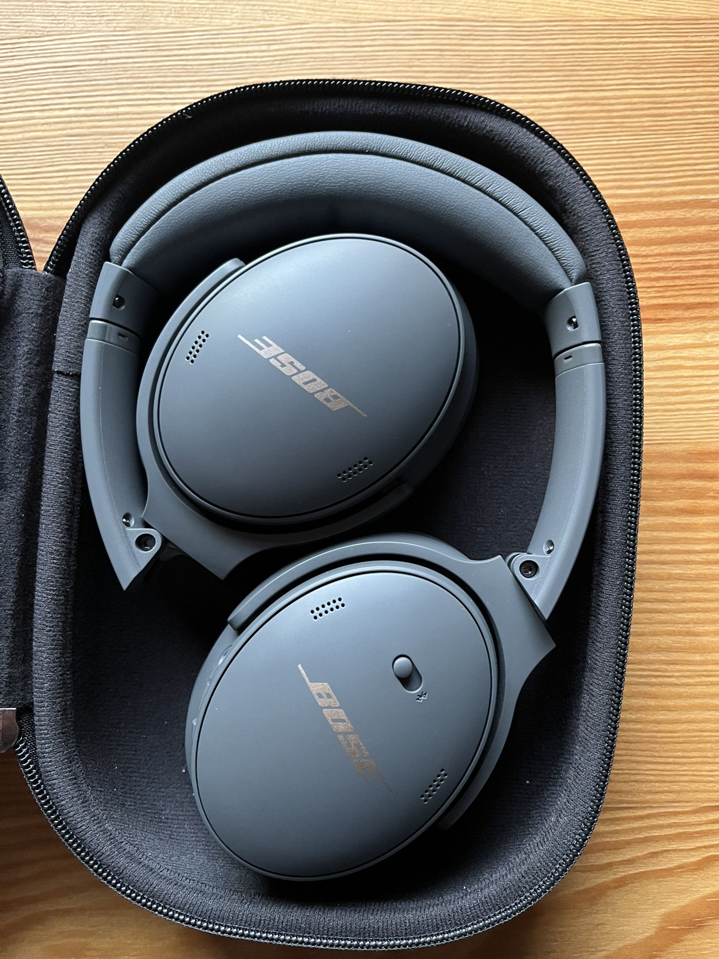 Bose Quiet Comfort Headphones 