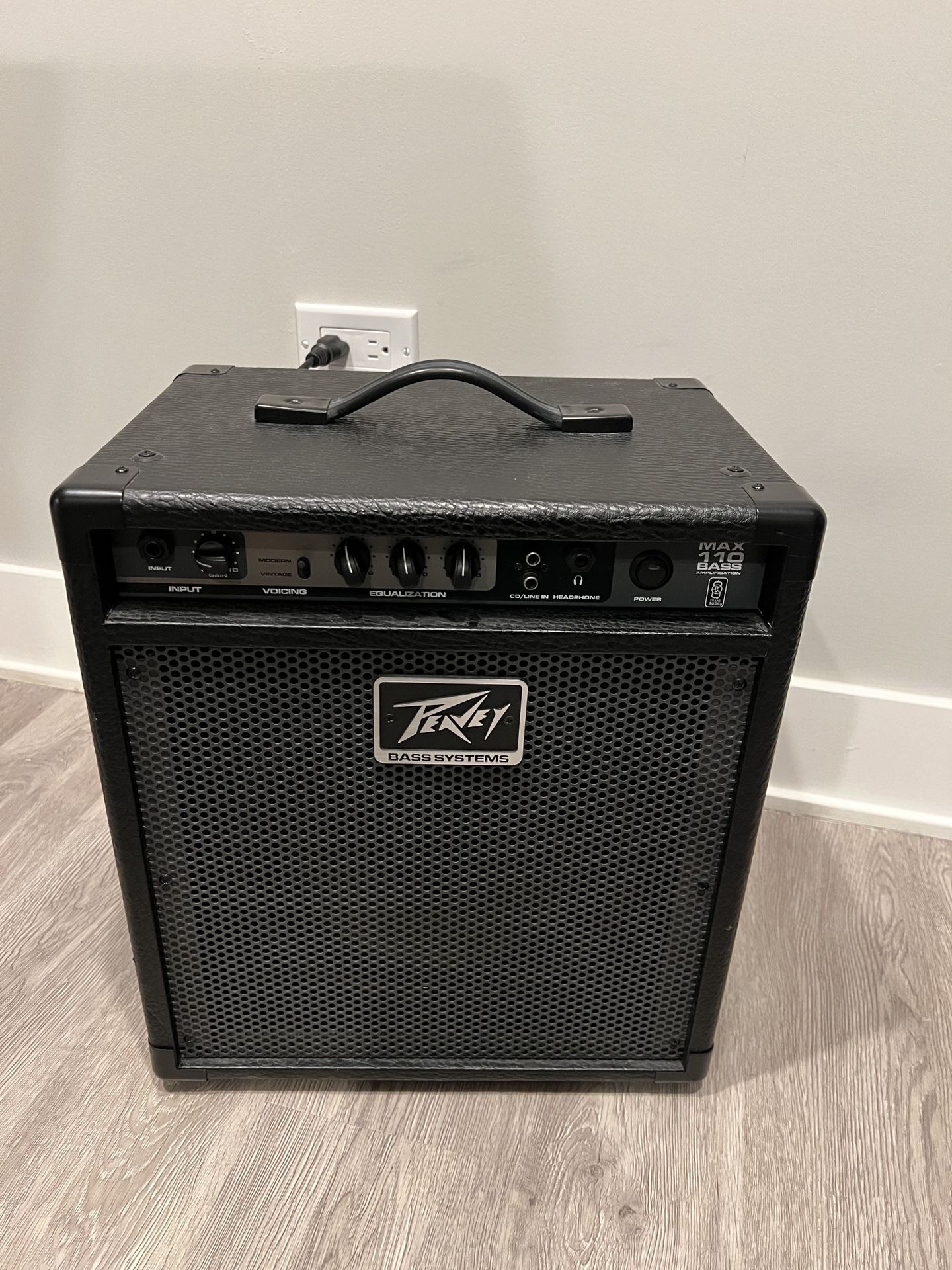 Peavey Max 110 Bass Amp