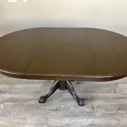 Extendable Dining Table 