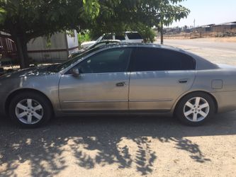 Nissan altima