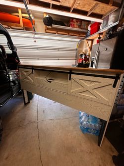 King size headboard King size headboard