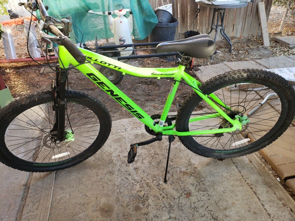 Genesis Villotti 27.5" Men's Bike
