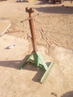 Adjustable Pipe or Cable Reel Stand