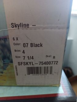 Skyline Hat Black Size 7 1/4