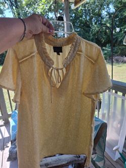 Yellow Floral Ruffle Neck Blouse Size M