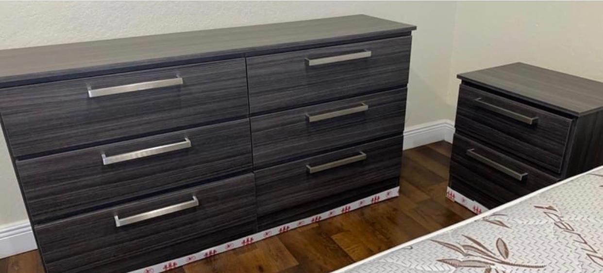 NEW GRAY DRESSER CHEST AND 2 NIGHTSTANDS. ALSO SOLD SEPARATELY