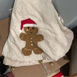 Gingerbread Tree Skirt With Bells