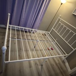 Full bed frame