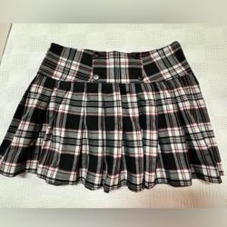 Urban Rose Chic Plaid Skater Skirt - Black, White, and Red