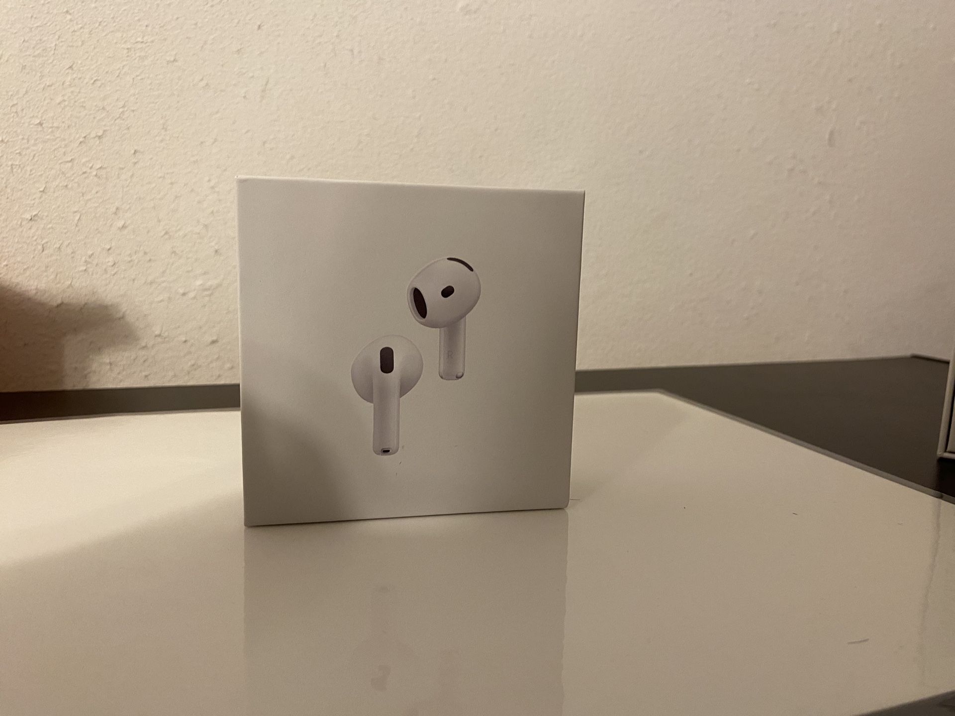 AirPods 4 