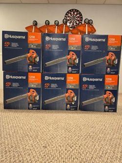 Brand new Husqvarna 125B Hand held Leaf Blowers. 
170 MPH
470 PCM
28cc 
New seald box
$179 Each