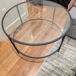 Glass Top Coffee Table (35in Diameter)