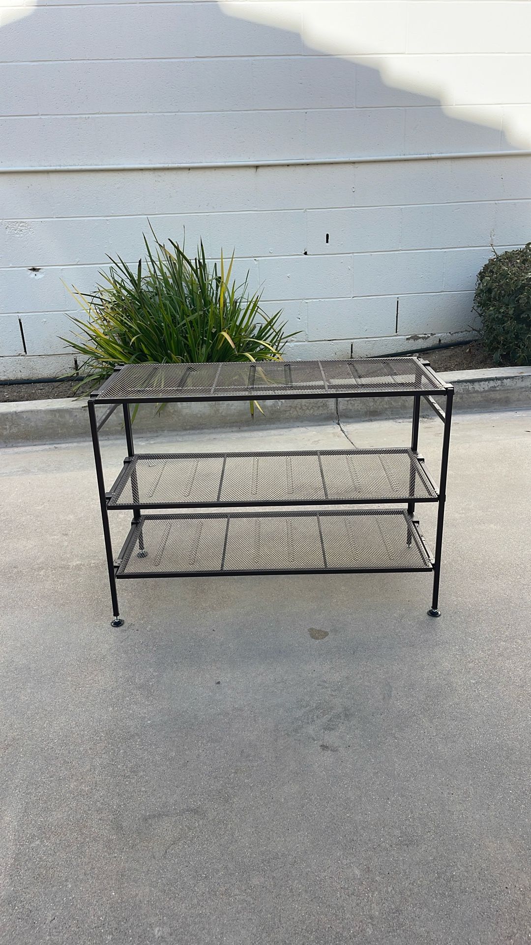 Black Shoe Rack