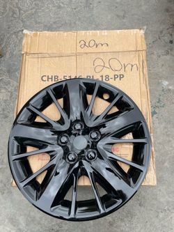 18 INCH HUBCAPS FOR SALEEE!!!