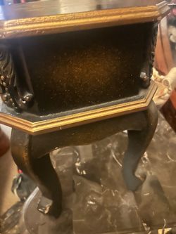 Small Vintage table  size