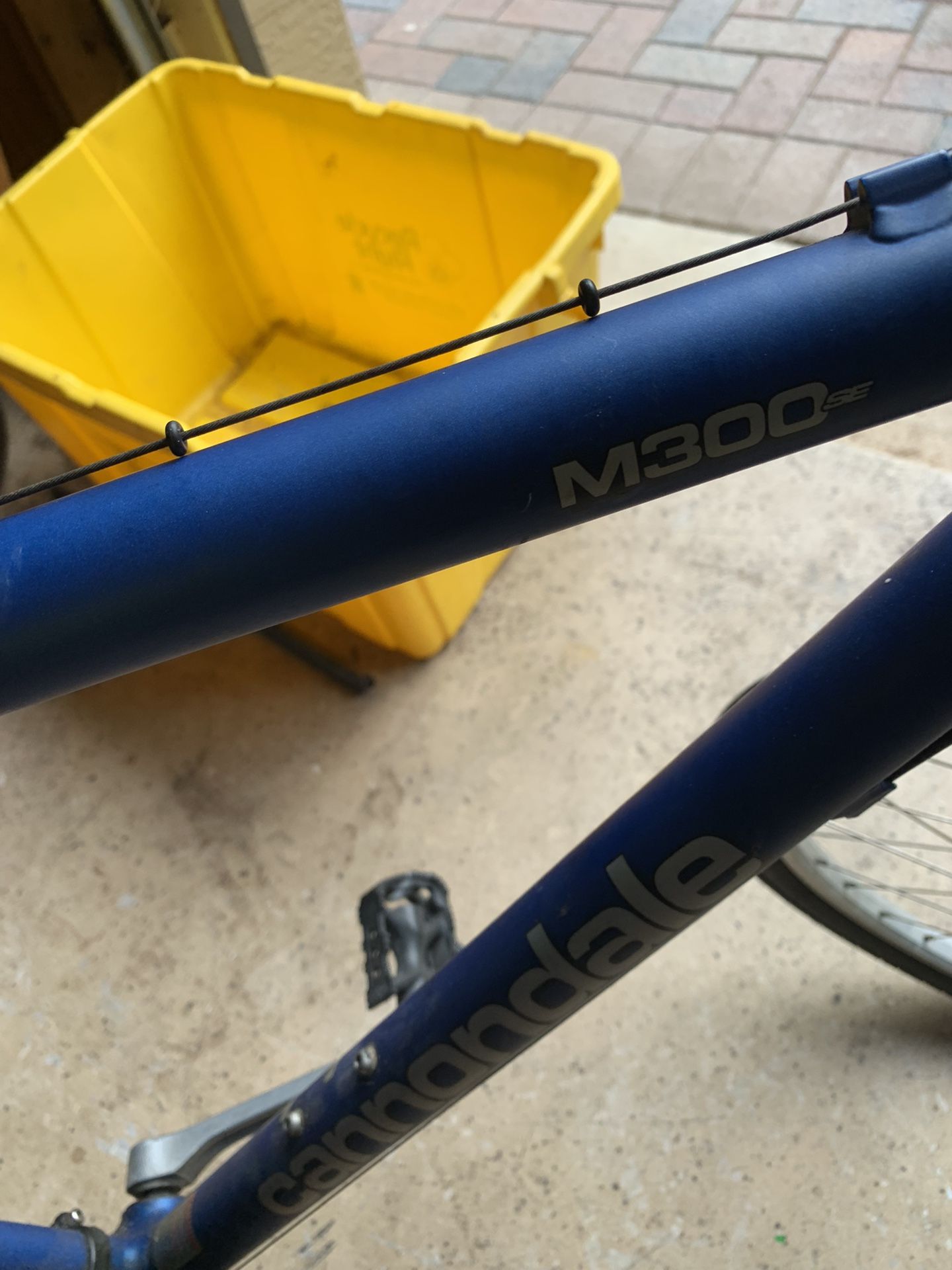 cannondale 21 speed road bike