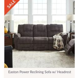 La-Z-Boy Easton Pwer Reclining 84.5" Couch With Power Headrest