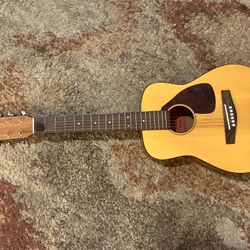 Yamaha  FG-Junior, JR-1