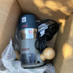 Bosch Factory-Reconditioned 2HP 120V Corded Router