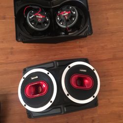 4 Voice Speakers  🔊 2400 Watts 600 Watts Each One In Custom Box 