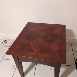 Side table + coffee Table 
