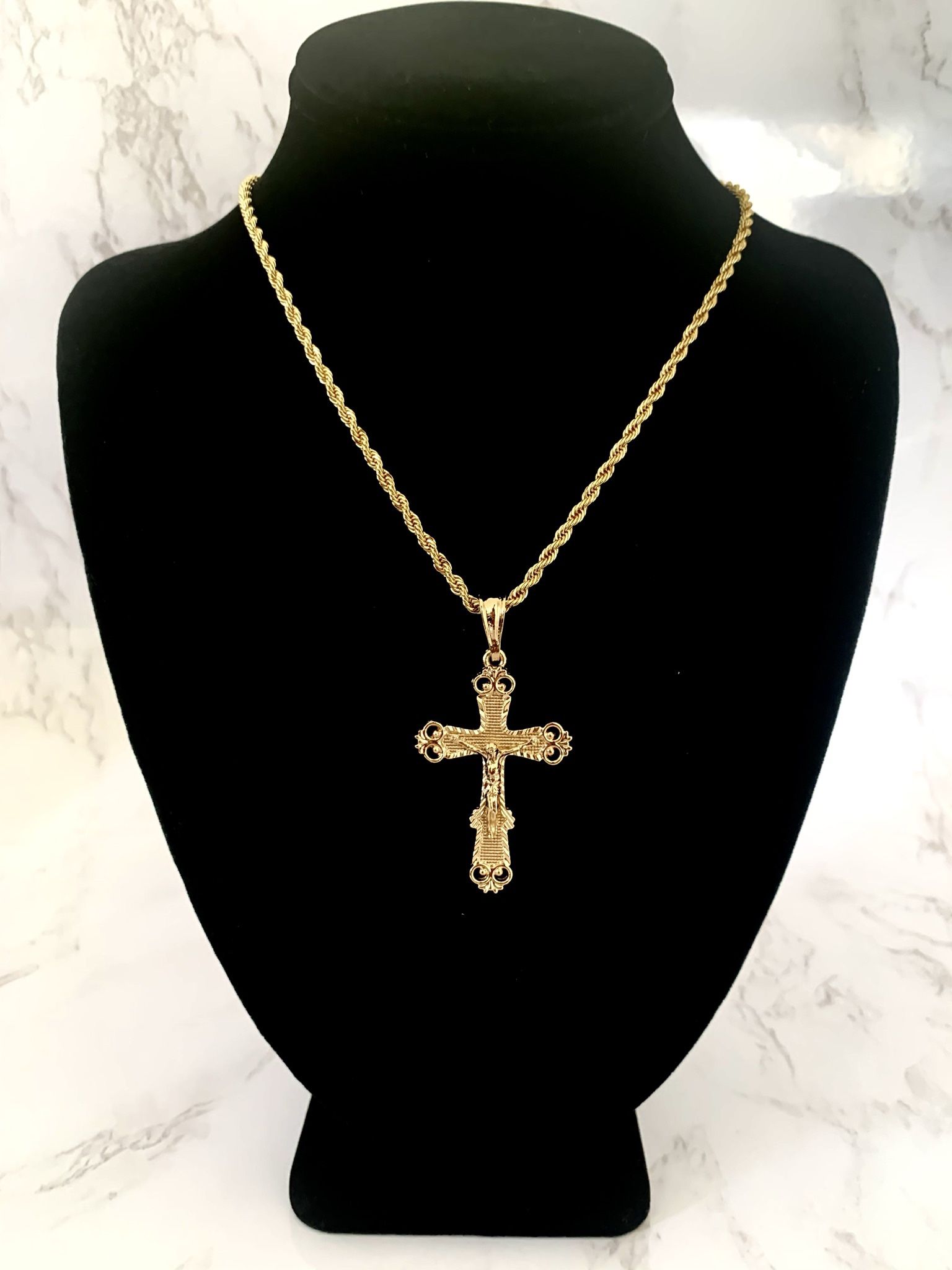 Cross Jesus Chain Necklace (14k Gold plated)
