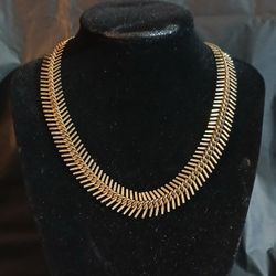 Corona Necklace