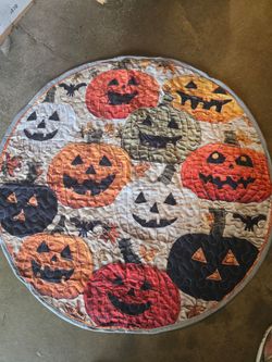 Halloween Jack-o-Lantern Round Quilted Mat
