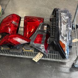 Headlights/ Taillights 