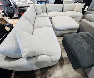 Hartley 6-Piece Fabric Modular Sectional – Modern, Spacious & Like New