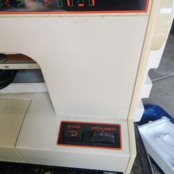 Vintage Sewing Machine 