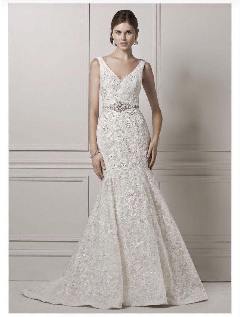 MAKE OFFER!! Oleg Cassini Wedding Dress size 6