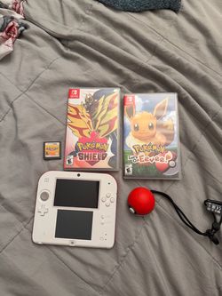 Pokémon Bundle – 2DS, Switch Games & Poké Ball Plus