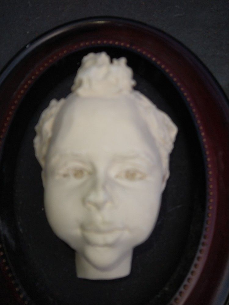 Face Picture Frame