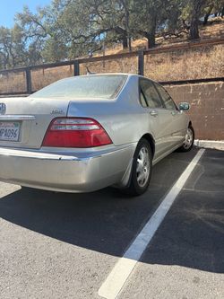 2004 Acura RL
