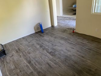 Vinyl laminate and molding