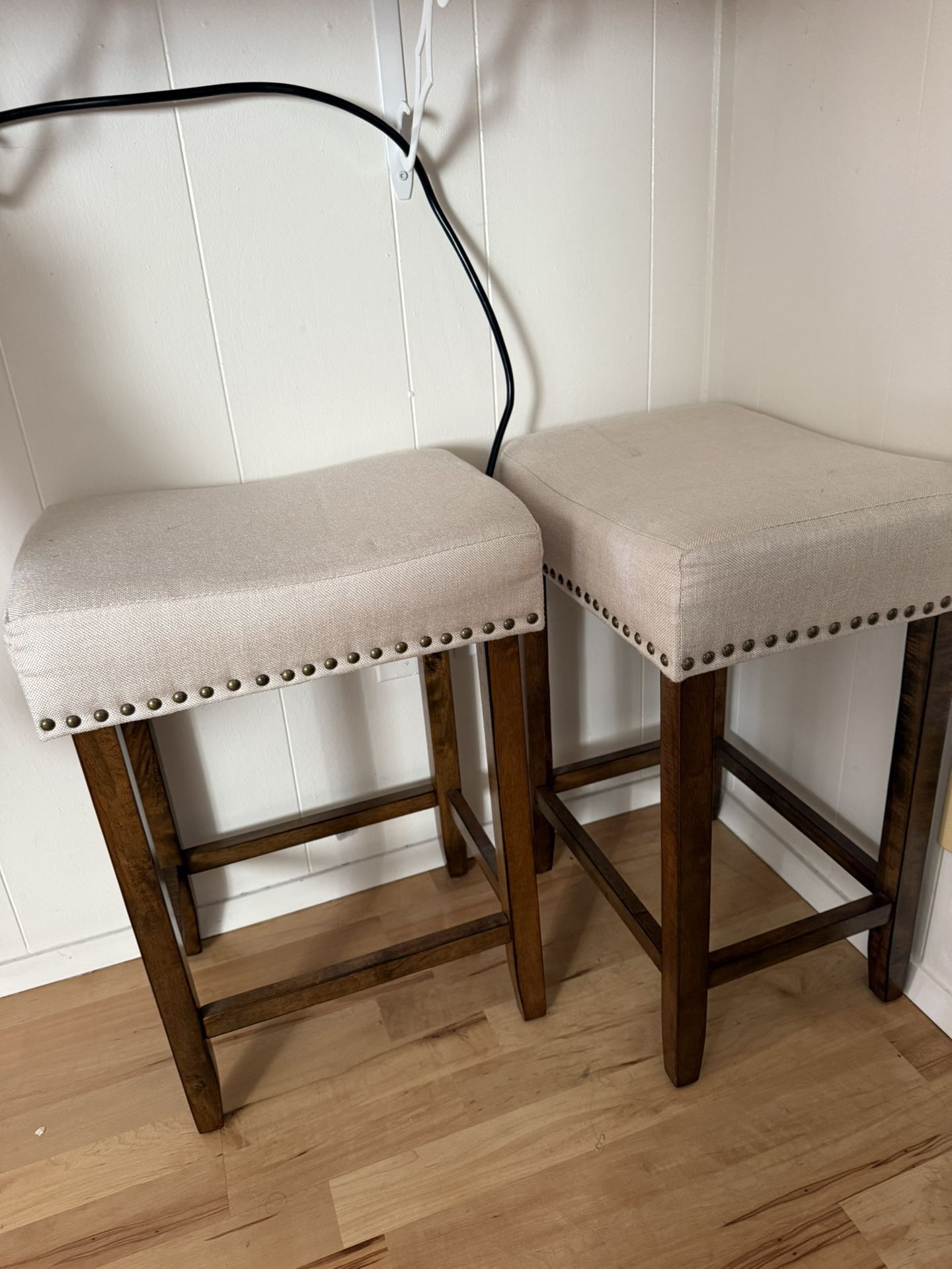 2 stools lightly used